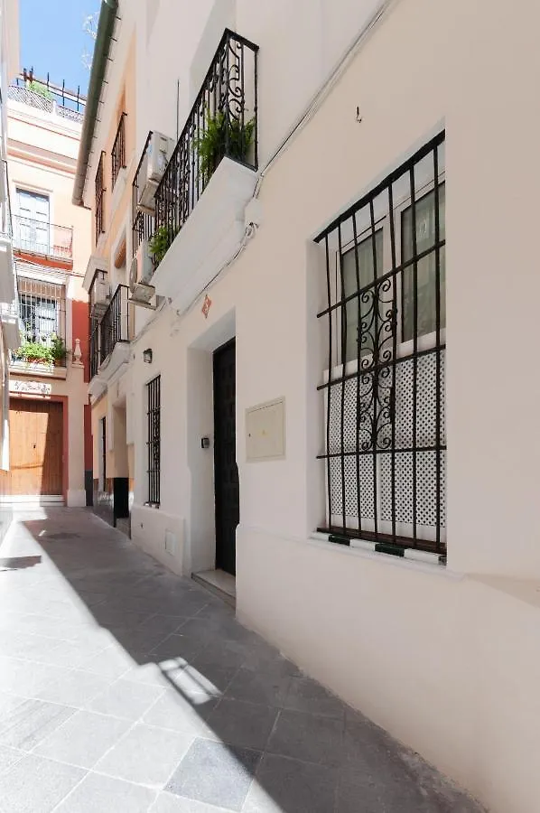Casa Giralda Centro Apartment Seville
